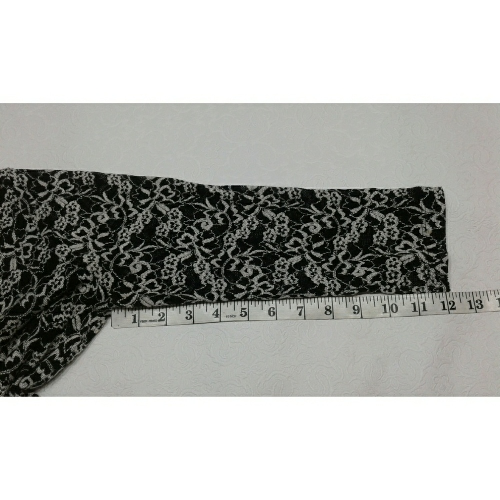 FOREVER 21 Black and white Laced Dress size S - Picture 6 of 8